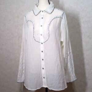 NWOT Pol 100% cotton Button Down Solid, Lace White & Black White Trim Top